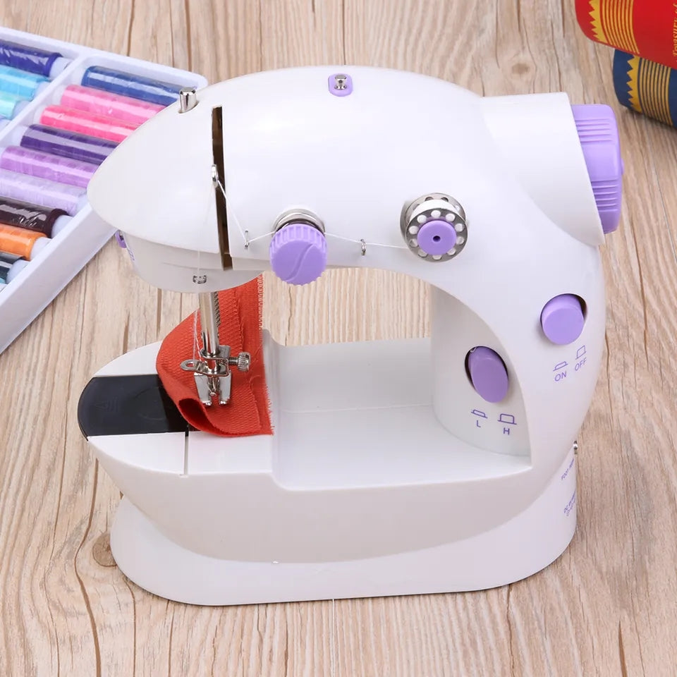 MINI SEWING MACHINE WITH 2 LEVELS SPEEDS